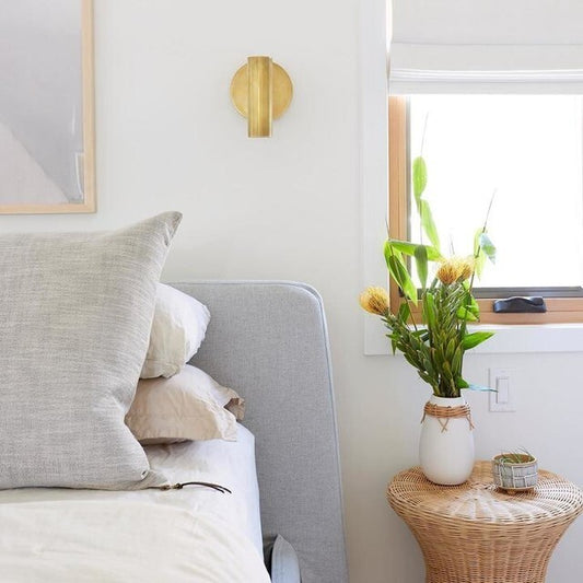 Visual Comfort Lancelot Pivoting Wall Reading Light