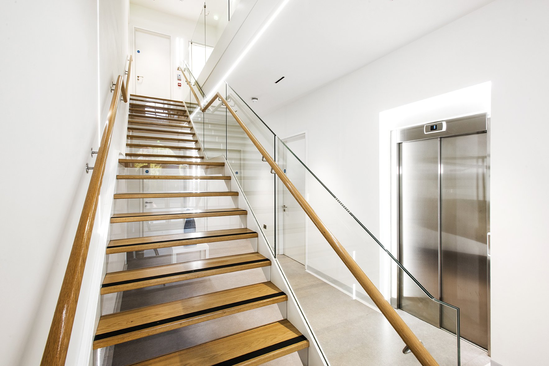 Belfast Skin Clinic, Belfast — proyecto de iluminación, fotografía 4