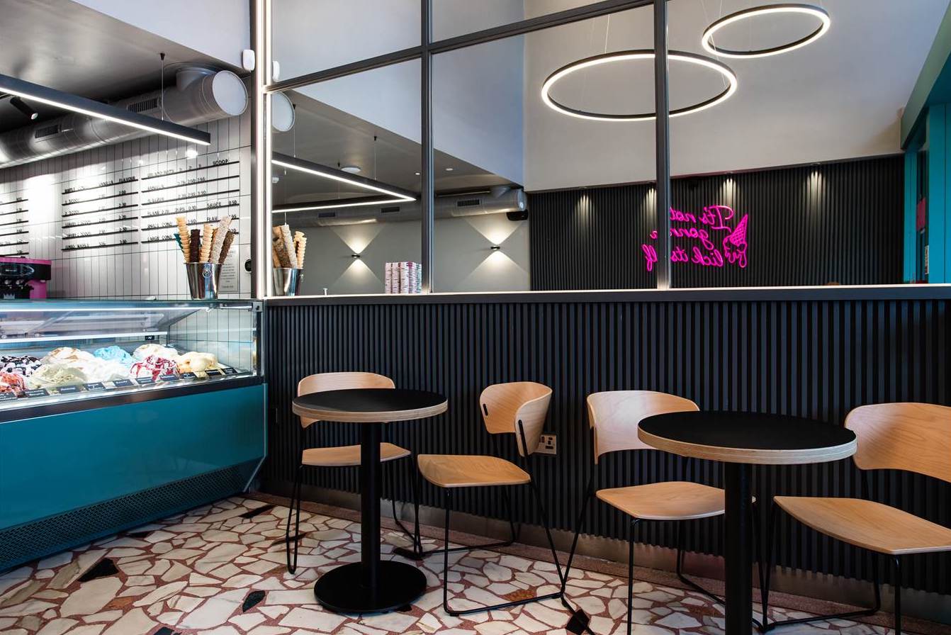 Ciao Gelato Bar — proyecto de iluminación, fotografía 1