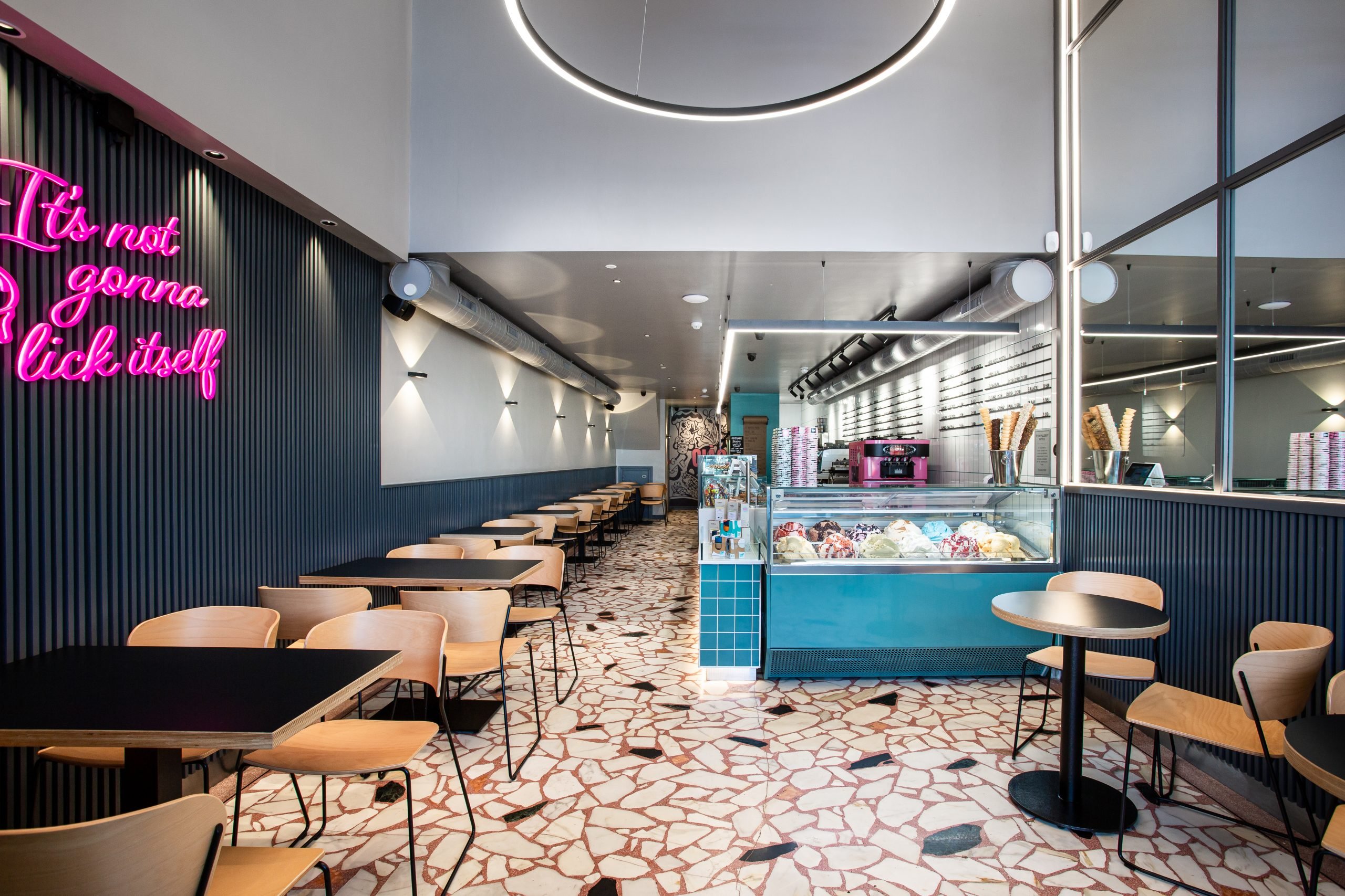 Ciao Gelato Bar — proyecto de iluminación, fotografía 2