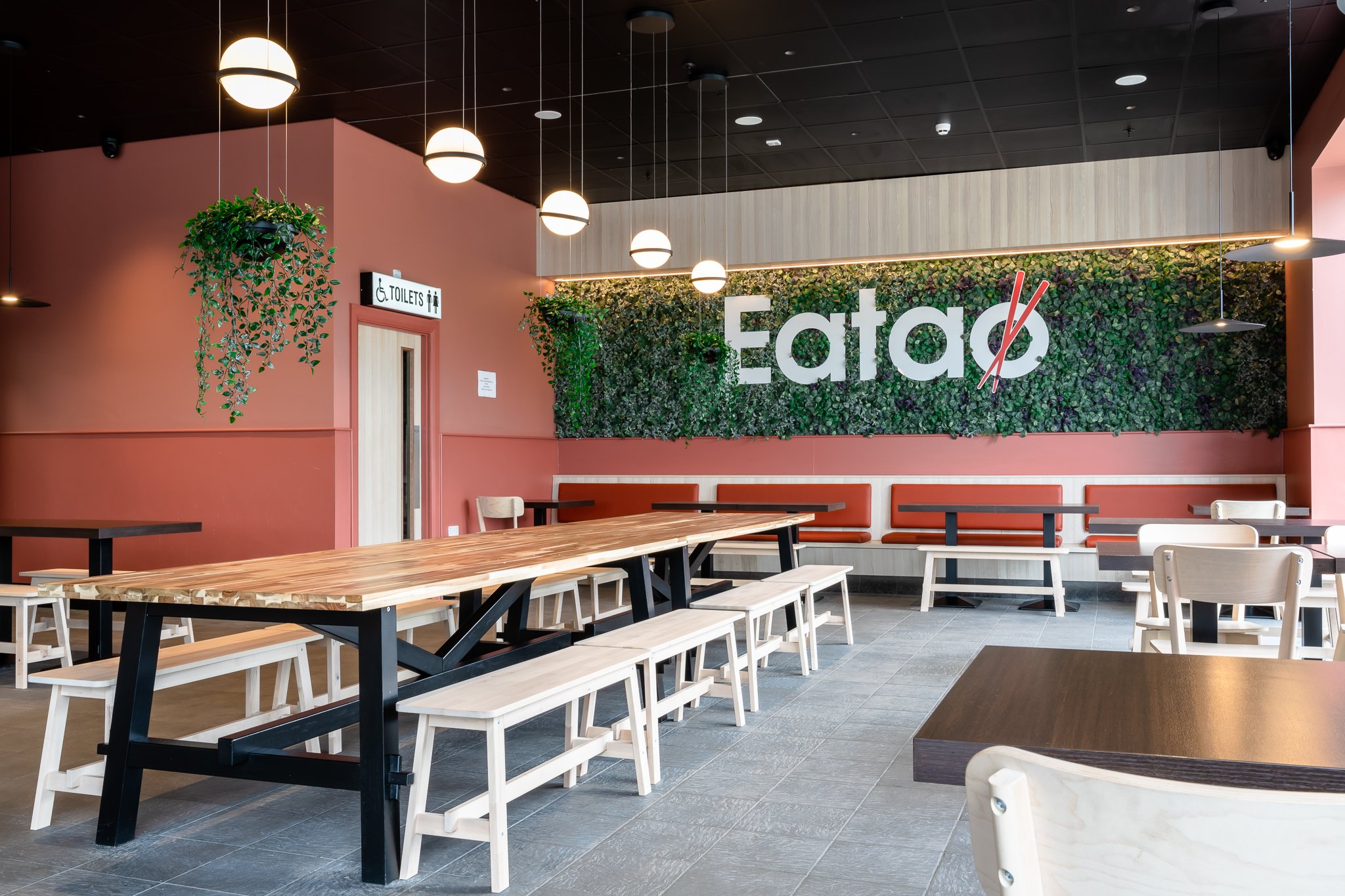 Restaurante Eatao — proyecto de iluminación, fotografía 1