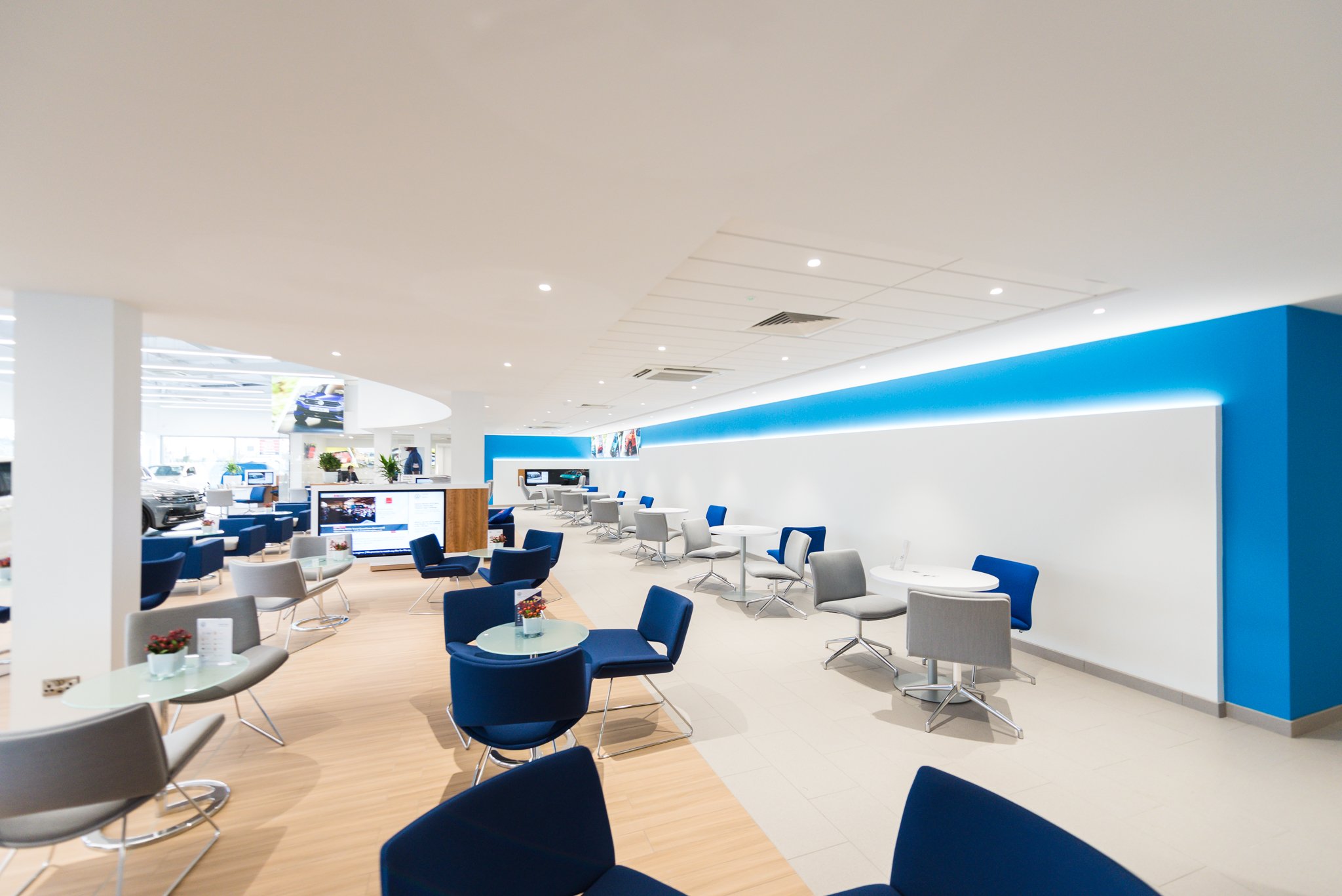 Sala de Exposición Volkswagen — proyecto de iluminación, fotografía 3