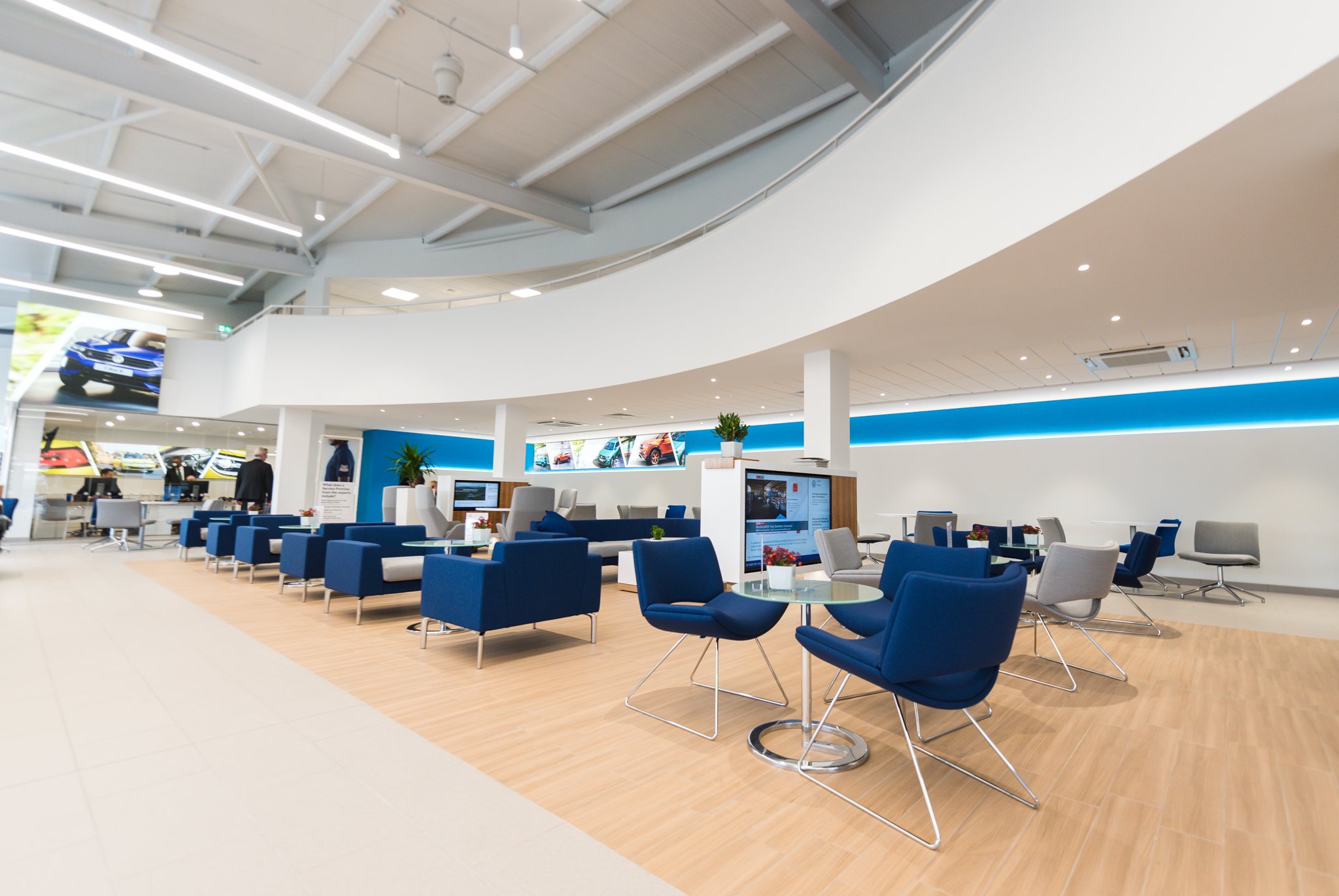 Sala de Exposición Volkswagen — proyecto de iluminación, fotografía 5