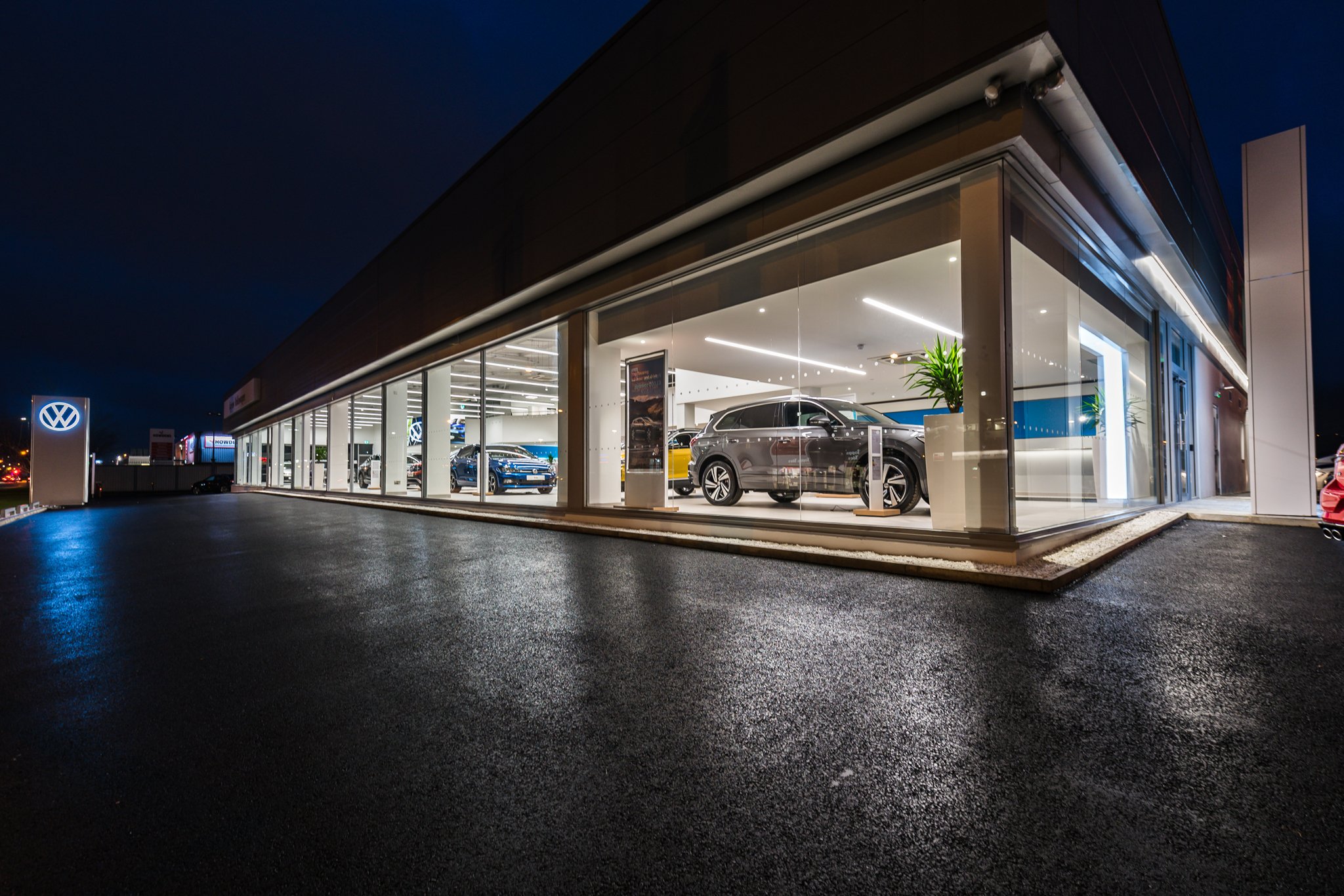 Sala de Exposición Volkswagen — proyecto de iluminación